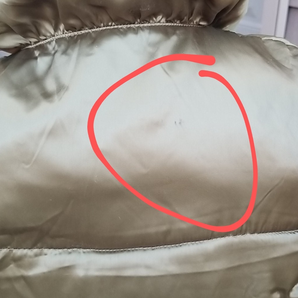 OLD NAVY VEST - Picture 11 of 12